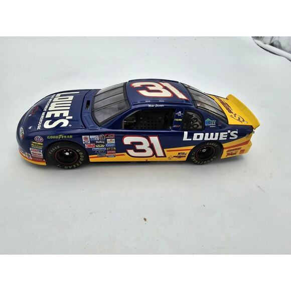 VTG 1998 Revell Lowe’s Mike Skinner #31 Chevrolet Monte Carlo - Picture 1 of 11